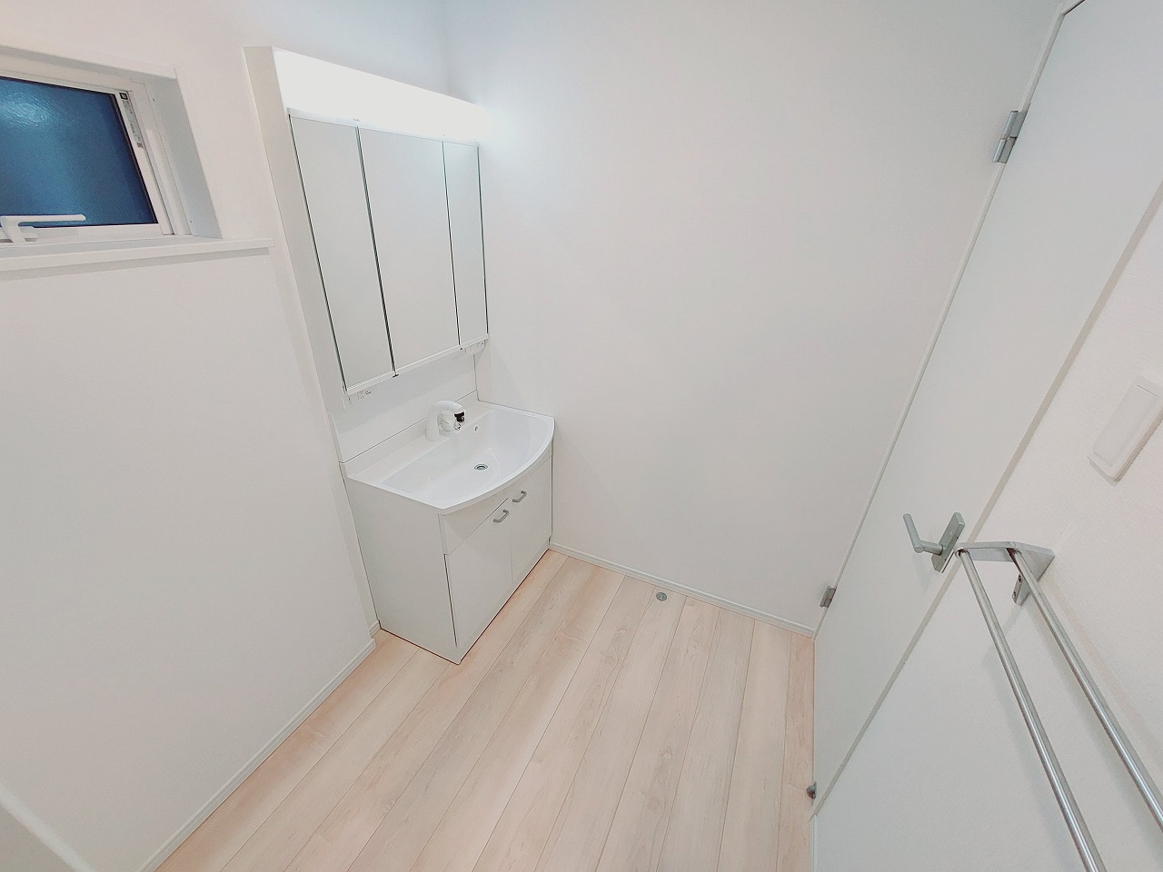 同仕様写真(洗面所)