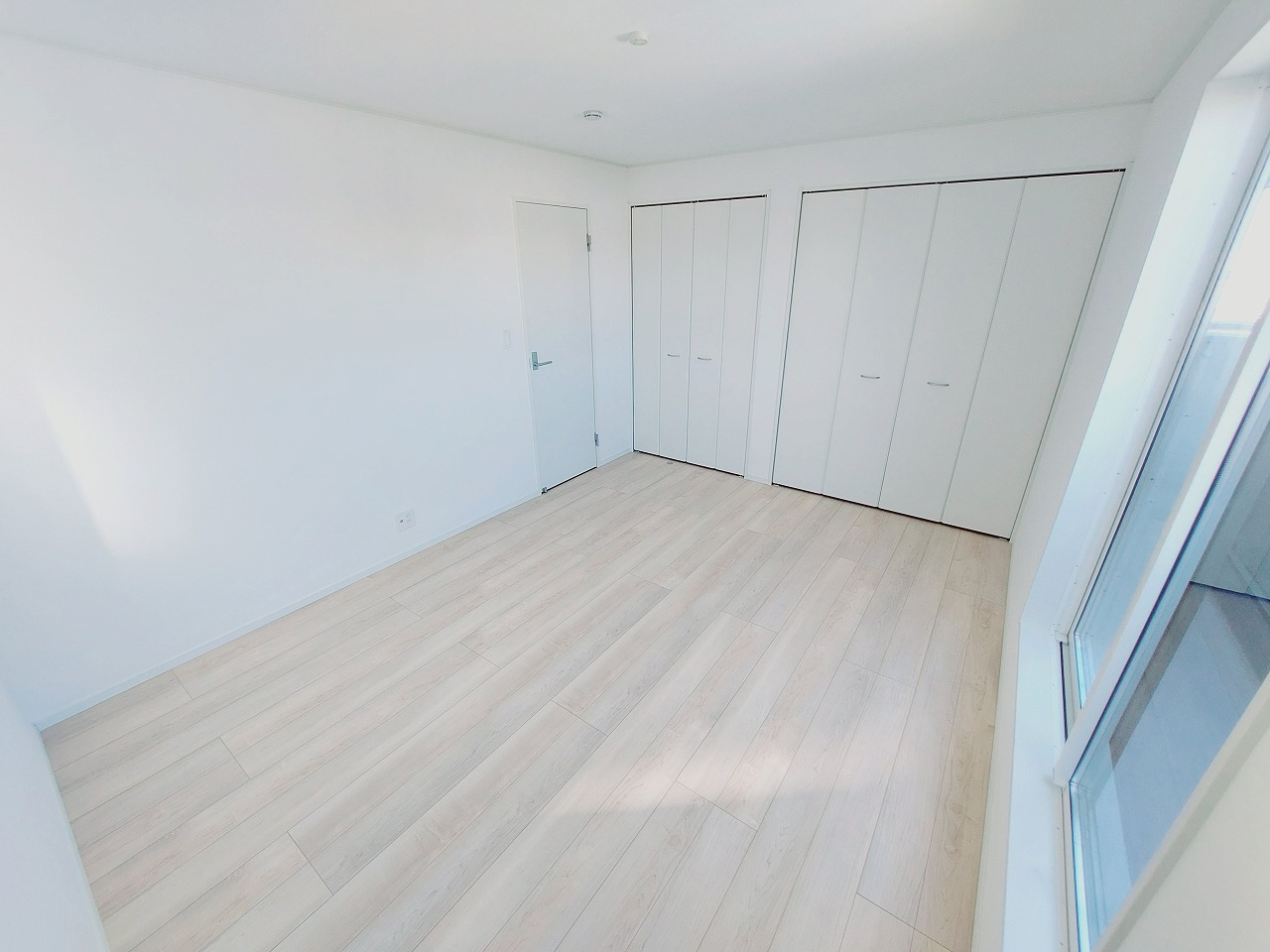 同仕様写真(洋室)